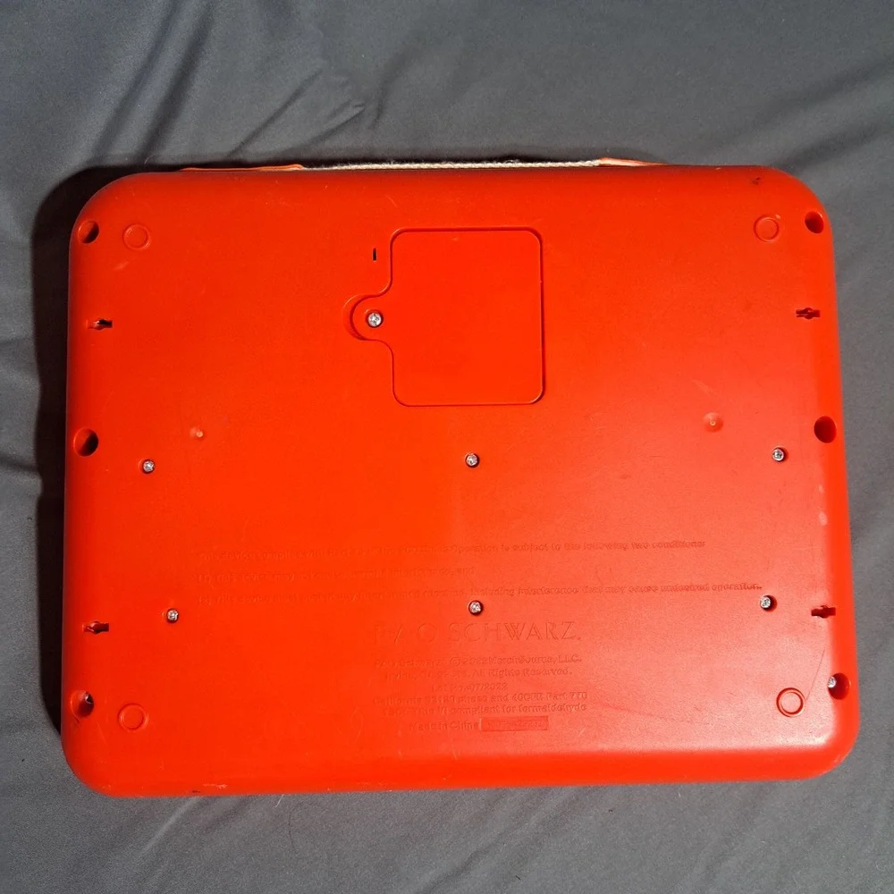 FAO Schwarz Kids‎ Stage Wars Portable Piano & Synthesizer Musical Toy Portable